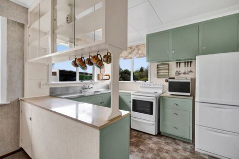 Photo of property in 6 Graham Street, Eltham, 4322