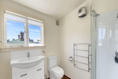 Photo of property in 88 Victoria Road, Devonport, Auckland, 0624