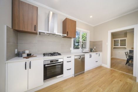Photo of property in 17 Stewart Crescent, Hokowhitu, Palmerston North, 4410
