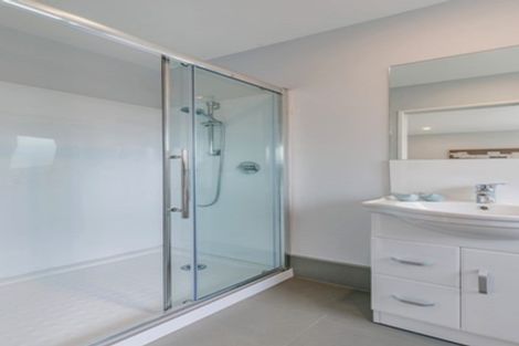 Photo of property in 1/25 Kennington Drive, Clendon Park, Auckland, 2103