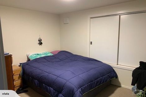 Photo of property in 18 Kingston Heights Road, Kingston, Wellington, 6021