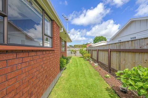 Photo of property in 74 Albert Street, Palmerston North, 4414