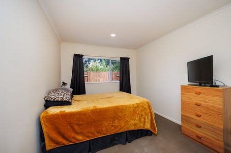 Photo of property in 5 Barnes Court, Roslyn, Palmerston North, 4414