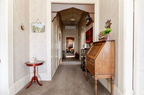 Photo of property in 36 Barraud Street, Dannevirke, 4930