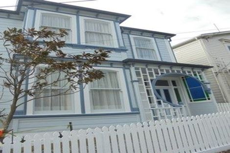 Photo of property in 127 Tasman Street, Mount Cook, Wellington, 6021