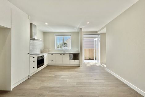 Photo of property in 2/17 Dobson Street, Spreydon, Christchurch, 8024