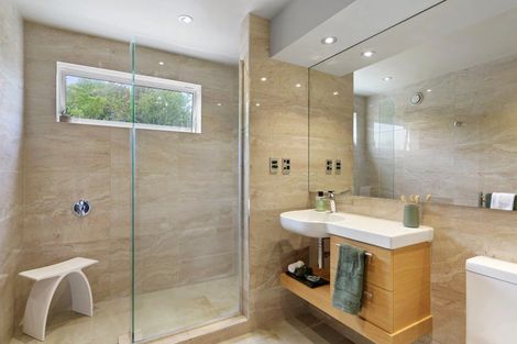 Photo of property in 36 Saint Andrews Hill Road, Mount Pleasant, Christchurch, 8081