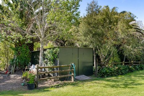 Photo of property in 14 Titoki Lane, Whangamata, 3691