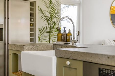 Photo of property in 65a Kowhai Road, Mairangi Bay, Auckland, 0630