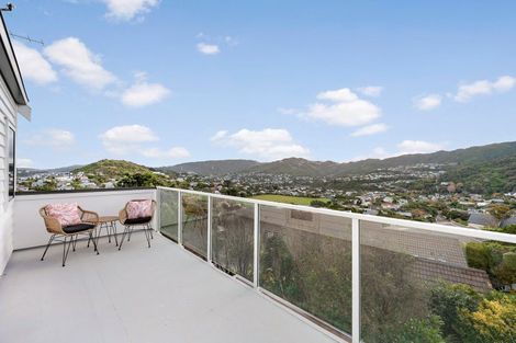 Photo of property in 11a Himalaya Crescent, Khandallah, Wellington, 6035