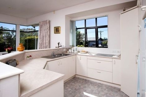 Photo of property in 119a Shakespeare Road, Milford, Auckland, 0620