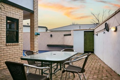 Photo of property in 5 Coulston Place, Riverdale, Gisborne, 4010