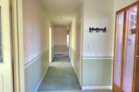 Photo of property in 11 Jadewynn Place, Halswell, Christchurch, 8025