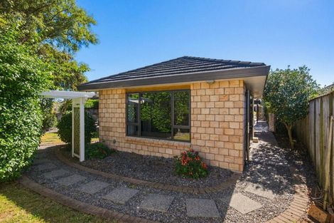 Photo of property in 14 Consort Close, Paraparaumu Beach, Paraparaumu, 5032