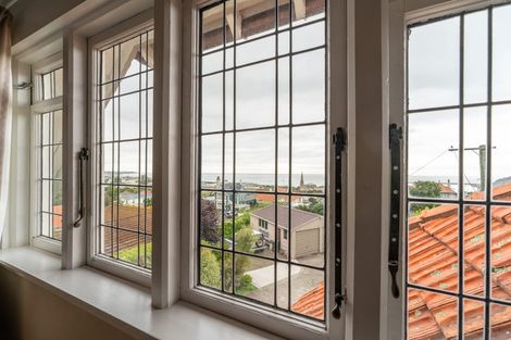 Photo of property in 18 Ure Street, South Hill, Oamaru, 9400