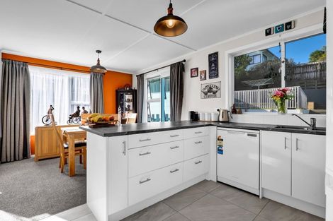 Photo of property in 19 Clearmont Crescent, Blagdon, New Plymouth, 4310