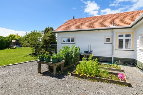 Photo of property in 42 Alexandra Street, Marton, 4710