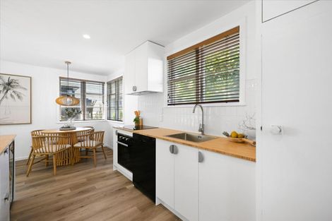 Photo of property in 26 Seaview Road, Otumoetai, Tauranga, 3110