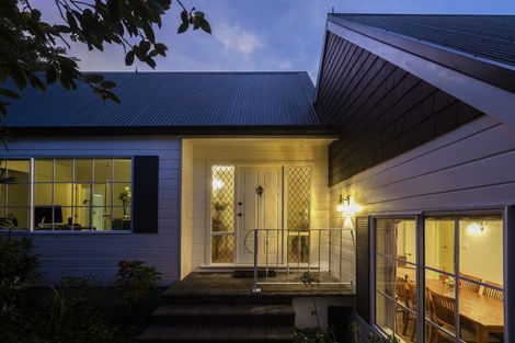 Photo of property in 4 Lady Polson Lane, Cashmere, Christchurch, 8022