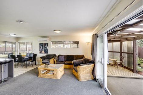 Photo of property in 20 Cortes Crescent, Flaxmere, Hastings, 4120