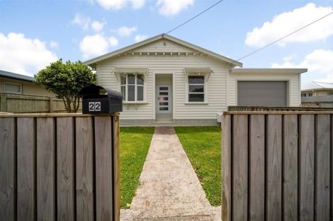 Photo of property in 22 Grey Street, Hawera, 4610