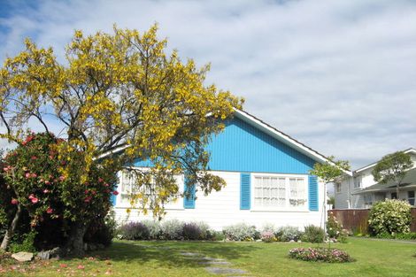 Photo of property in 1/3 Rosebank Terrace, Stoke, Nelson, 7011