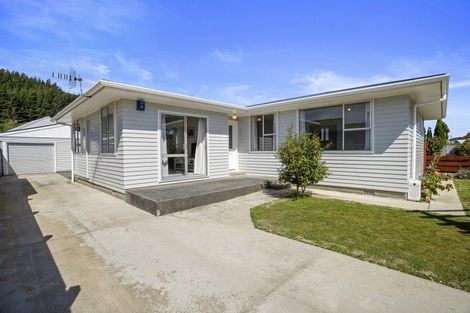 Photo of property in 22 Berkeley Road, Wainuiomata, Lower Hutt, 5014