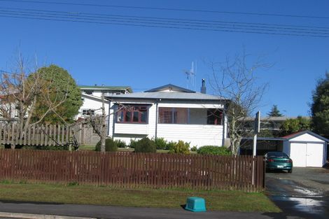 Photo of property in 11 Walsh Street, Forest Lake, Hamilton, 3200