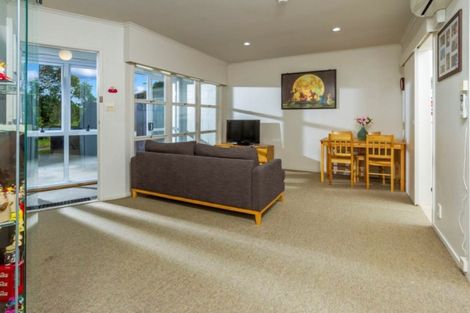 Photo of property in 3/66 Dominion Street, Takapuna, Auckland, 0622