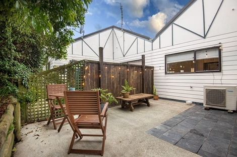 Photo of property in 4/53 Dominion Park Street, Johnsonville, Wellington, 6037