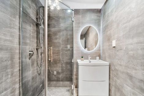 Photo of property in 6/33 Colwill Road, Massey, Auckland, 0614