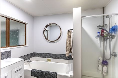 Photo of property in 39 Lyttelton Crescent, Tamatea, Napier, 4112