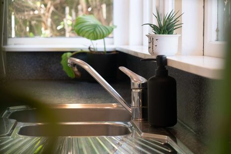 Photo of property in 134 The Parade, Paekakariki, 5034