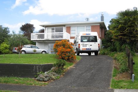 Photo of property in 14 Laurelwood Avenue, Pukekohe, 2120