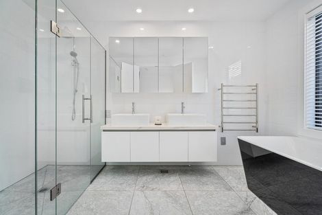 Photo of property in 16/6 The Marina, Tairua, 3508
