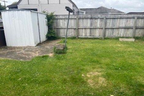 Photo of property in 24 Princes Street, Levin, 5510