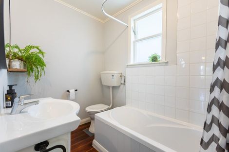 Photo of property in 44 High Street, Eketahuna, 4900