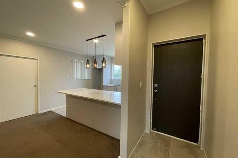 Photo of property in 23 Warbler Crescent, Papakura, 2110