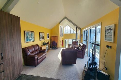 Photo of property in 724 Highgate, Maori Hill, Dunedin, 9010