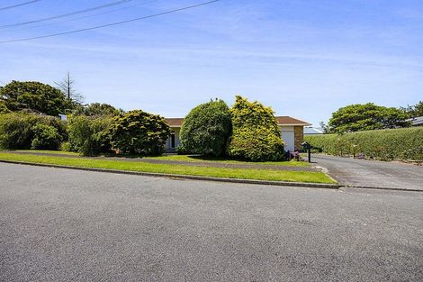 Photo of property in 3 Climie Crescent, Hawera, 4610