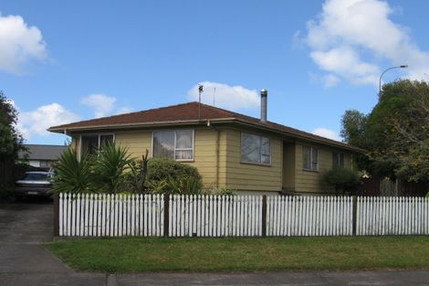 Photo of property in 1 Penfold Place, Henderson, Auckland, 0610