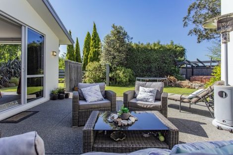 Photo of property in 13 Ascot Place, Rangiora, 7400