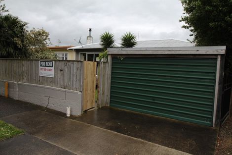 Photo of property in 39 Manawatu Street, Hokowhitu, Palmerston North, 4410