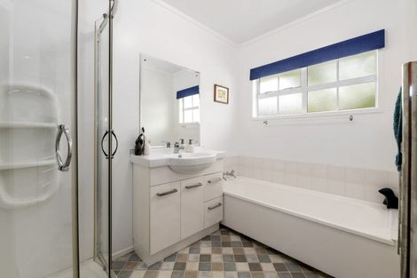 Photo of property in 69 Hastings Road, Mairangi Bay, Auckland, 0630