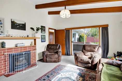 Photo of property in 2 Climie Crescent, Hawera, 4610