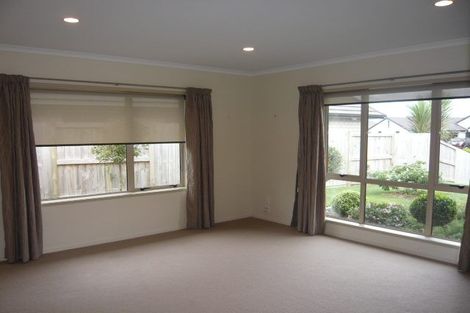 Photo of property in 129 Saint James Drive, Huntington, Hamilton, 3210