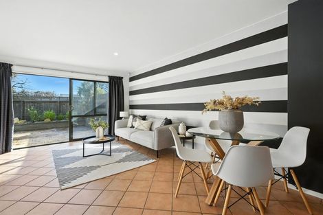 Photo of property in 112 Strickland Street, Sydenham, Christchurch, 8023