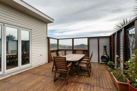 Photo of property in 8 Mewburn Rise, Karori, Wellington, 6012