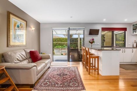 Photo of property in 10 Horopito Road, Waikanae, 5036