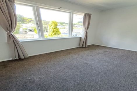 Photo of property in 107 Parkvale Road, Karori, Wellington, 6012